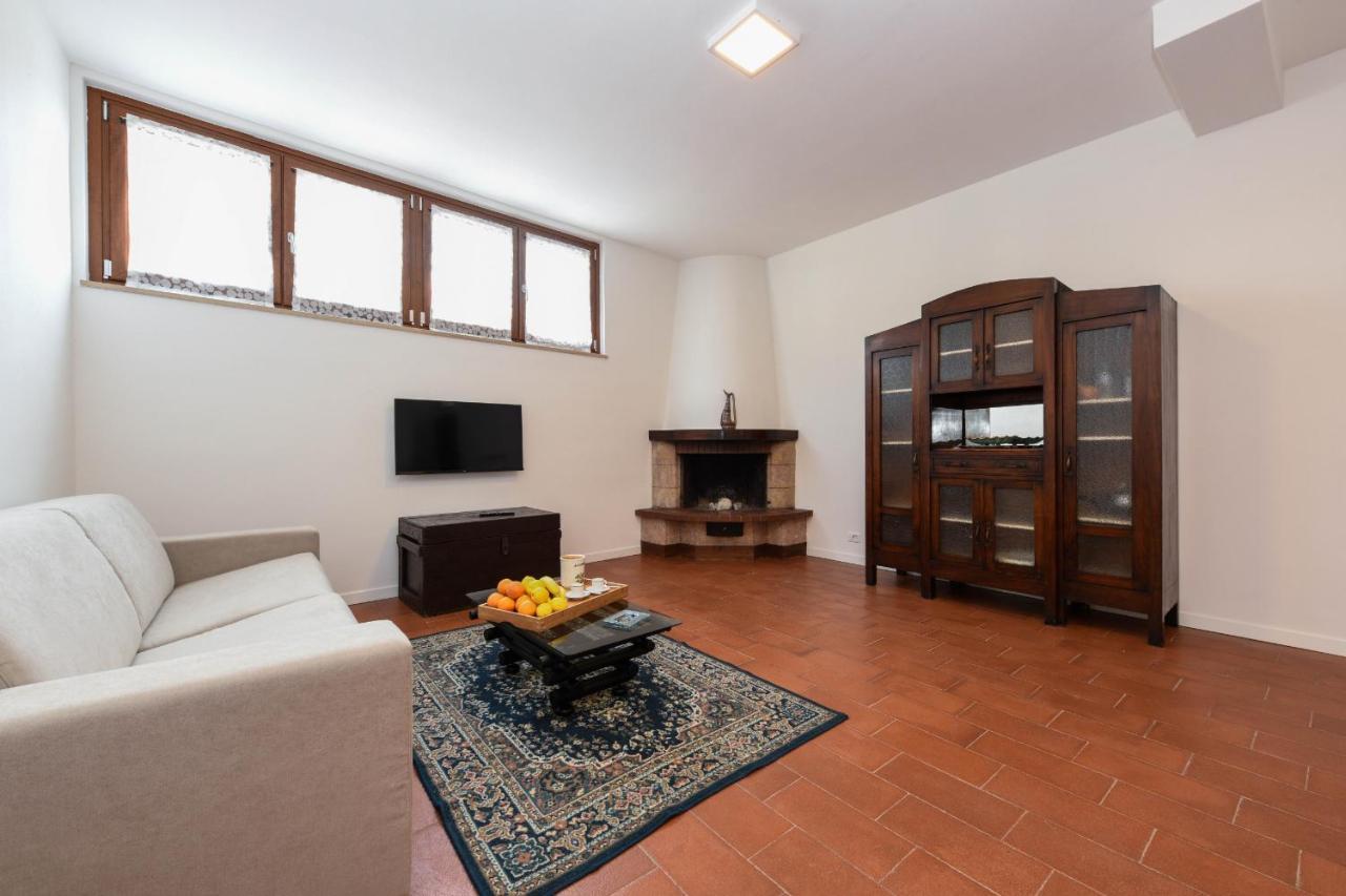 Appartamento Isi Salo Exterior photo