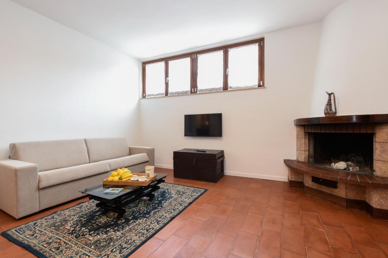 Appartamento Isi Salo Exterior photo